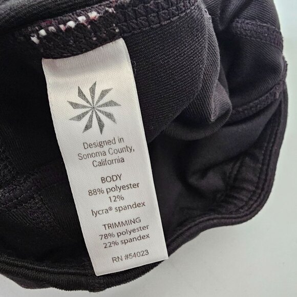 Athleta M Black Athletic Capri Legging Active Reflective Gym Yoga BeFree Knicker - Picture 7 of 8
